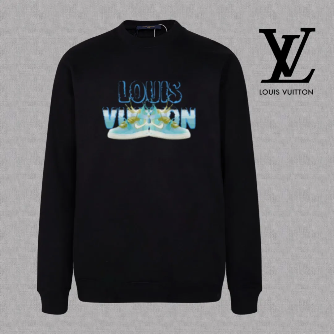 🅿️250 hot style on the shelves🔥❗ 💫〖Louis Vuitton LV〗 Fashionable round neck sweatshirt, casually matched with various styles, it is perfectly handsome😎The whole dress is made of double waistcoats, which makes the whole dress more three-dimensional. Not ordinary factories can do such fine work. The 2025 spring style counters are on sale, exquisite round neck terry sweatshirt, high-end double-strand pure cotton Customized drawstring ribs are dyed in the same vat and are complete with three standards. The chest craftsmanship adopts a simple and elegant pattern on the chest, which is easy to control for any age group! Fit and comfortable! Customized thickened 440g terry sweatshirt fabric, soft and comfortable to the touch, with a three-dimensional shape! 🙌🏻 It’s also very breathable, so it’s a versatile style that can be worn with any outfit! ✔Color: Black White Apricot Size: S M L XL 2XL